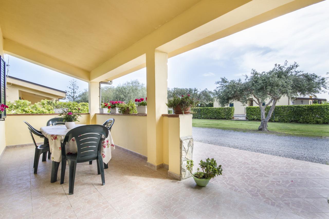 Case Vacanze Paradise Beach Vicino Cefalu Piscina Aperta Campofelice Di Roccella Luaran gambar