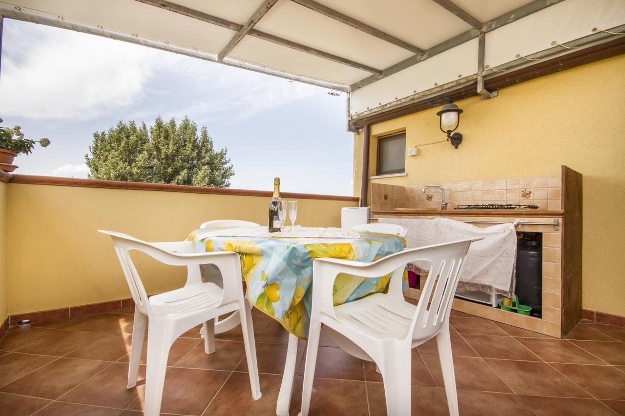 Case Vacanze Paradise Beach Vicino Cefalu Piscina Aperta Campofelice Di Roccella Luaran gambar