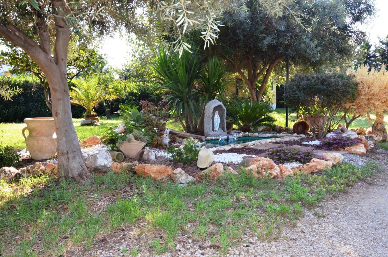 Case Vacanze Paradise Beach Vicino Cefalu Piscina Aperta Campofelice Di Roccella Luaran gambar